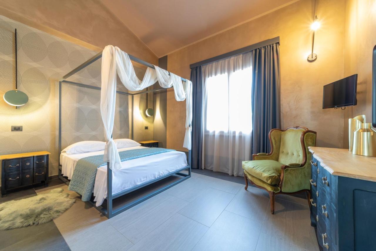 Aqua Venere Pool &